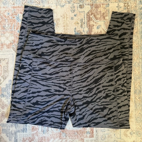 Tahati Zebra Print Leggings - Picture 1 of 3